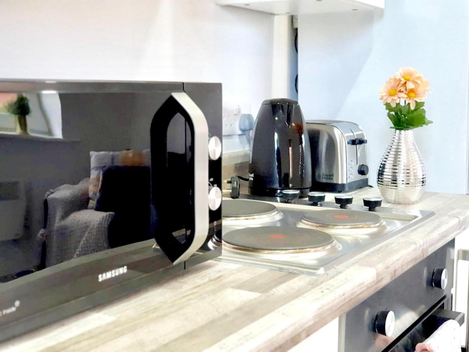 Opp Liverpool - Perfect For Contractors And Travellers, Big Savings Booking 4 Nights Or More! Apartamento Quarto foto