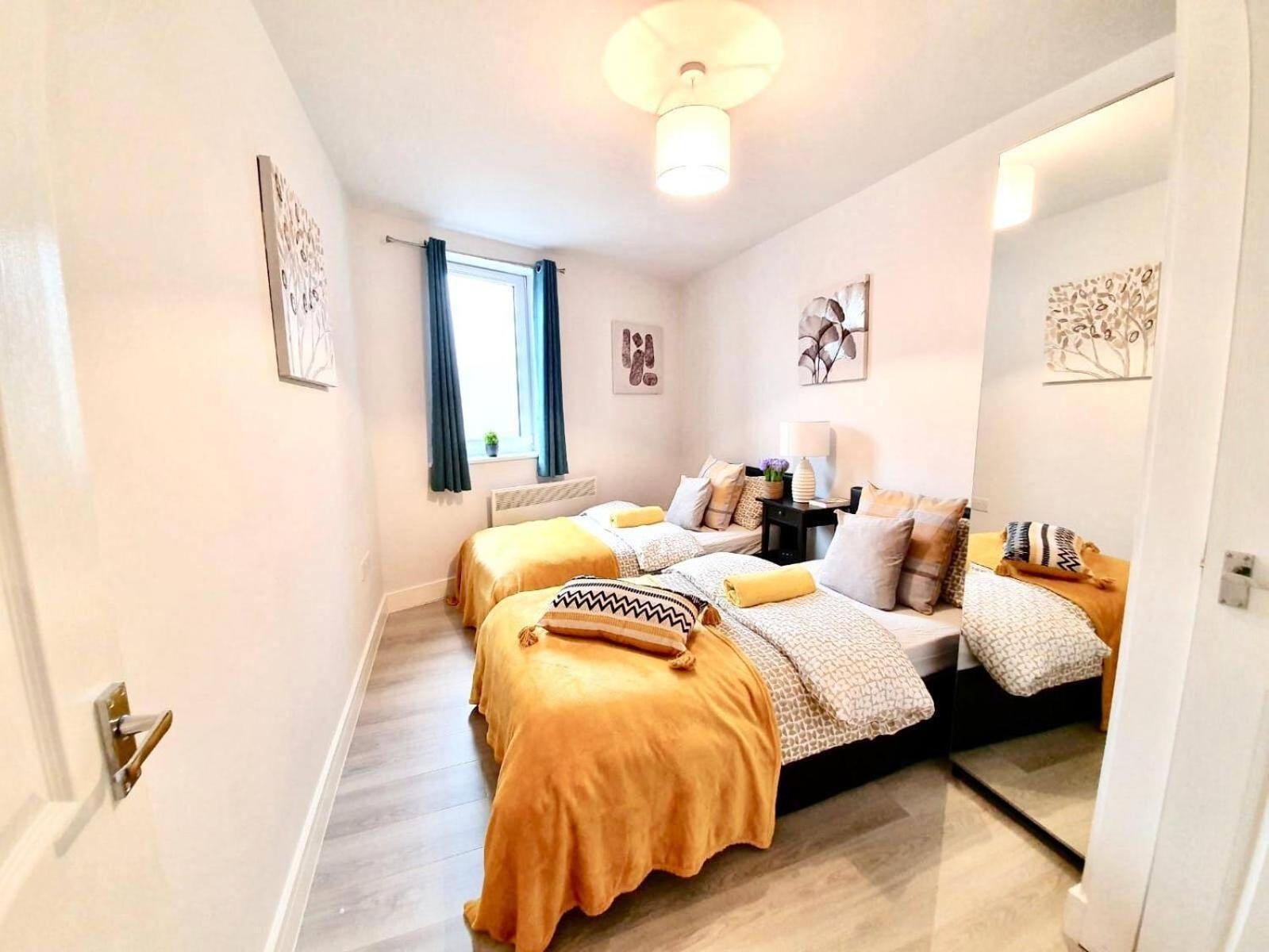 Opp Liverpool - Perfect For Contractors And Travellers, Big Savings Booking 4 Nights Or More! Apartamento Quarto foto