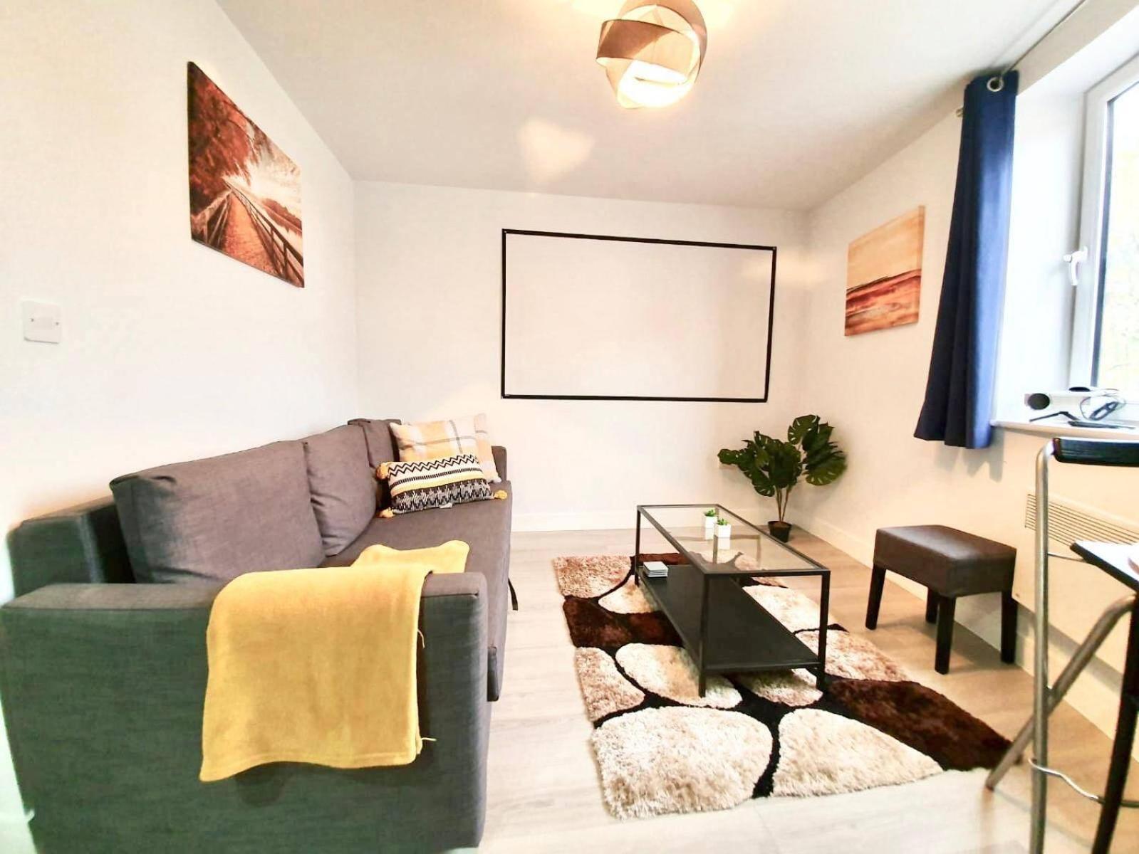 Opp Liverpool - Perfect For Contractors And Travellers, Big Savings Booking 4 Nights Or More! Apartamento Quarto foto