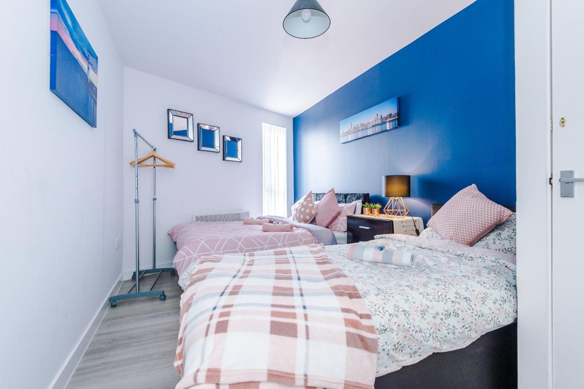 Opp Liverpool - Perfect For Contractors And Travellers, Big Savings Booking 4 Nights Or More! Apartamento Quarto foto